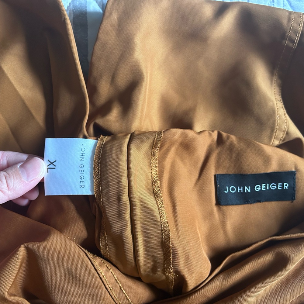 Pants - Picture 5 of 6